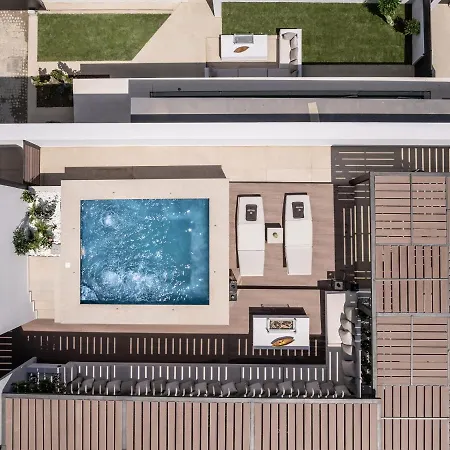 Villa Savvas & Maria Palace