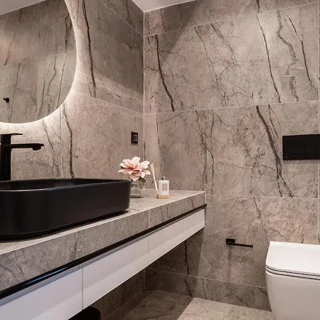 Savvas & Maria Palace * لاغاناس