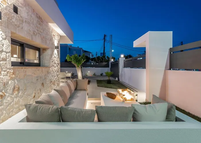 Savvas&maria Palace Villa Laganas