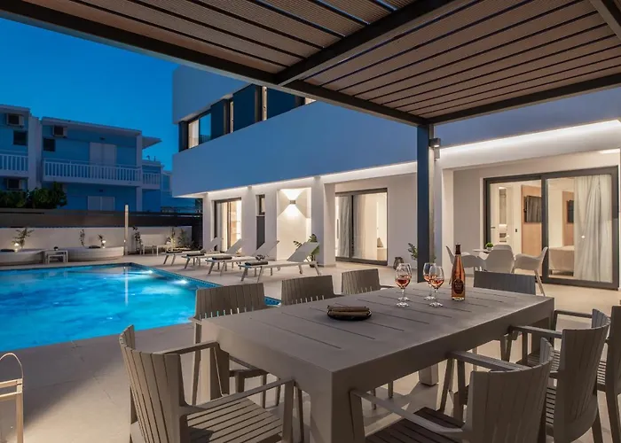 Villa Savvas&maria Palace