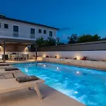 Vila Savvas & Maria Palace *