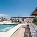Savvas & Maria Palace Vila Laganas