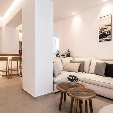 Savvas & Maria Palace *