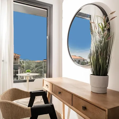 Savvas & Maria Palace Villa *