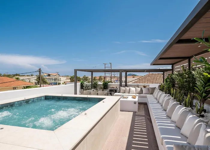 Savvas & Maria Palace Villa Laganas