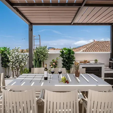 Savvas & Maria Palace