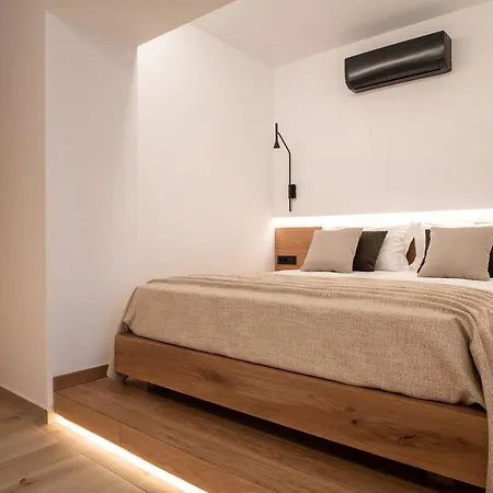 Savvas & Maria Palace * Laganas