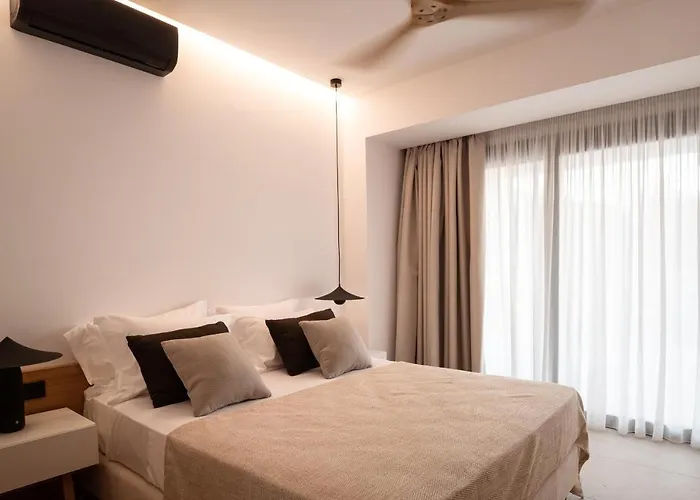 Villa Savvas & Maria Palace Laganas